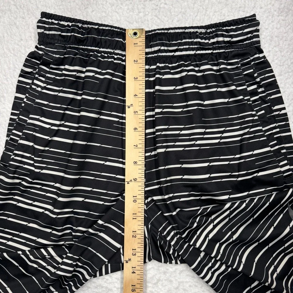 Nike Predator Dri-Fit Black Gray Basketball Shorts Men's‎ Size Small 8.5